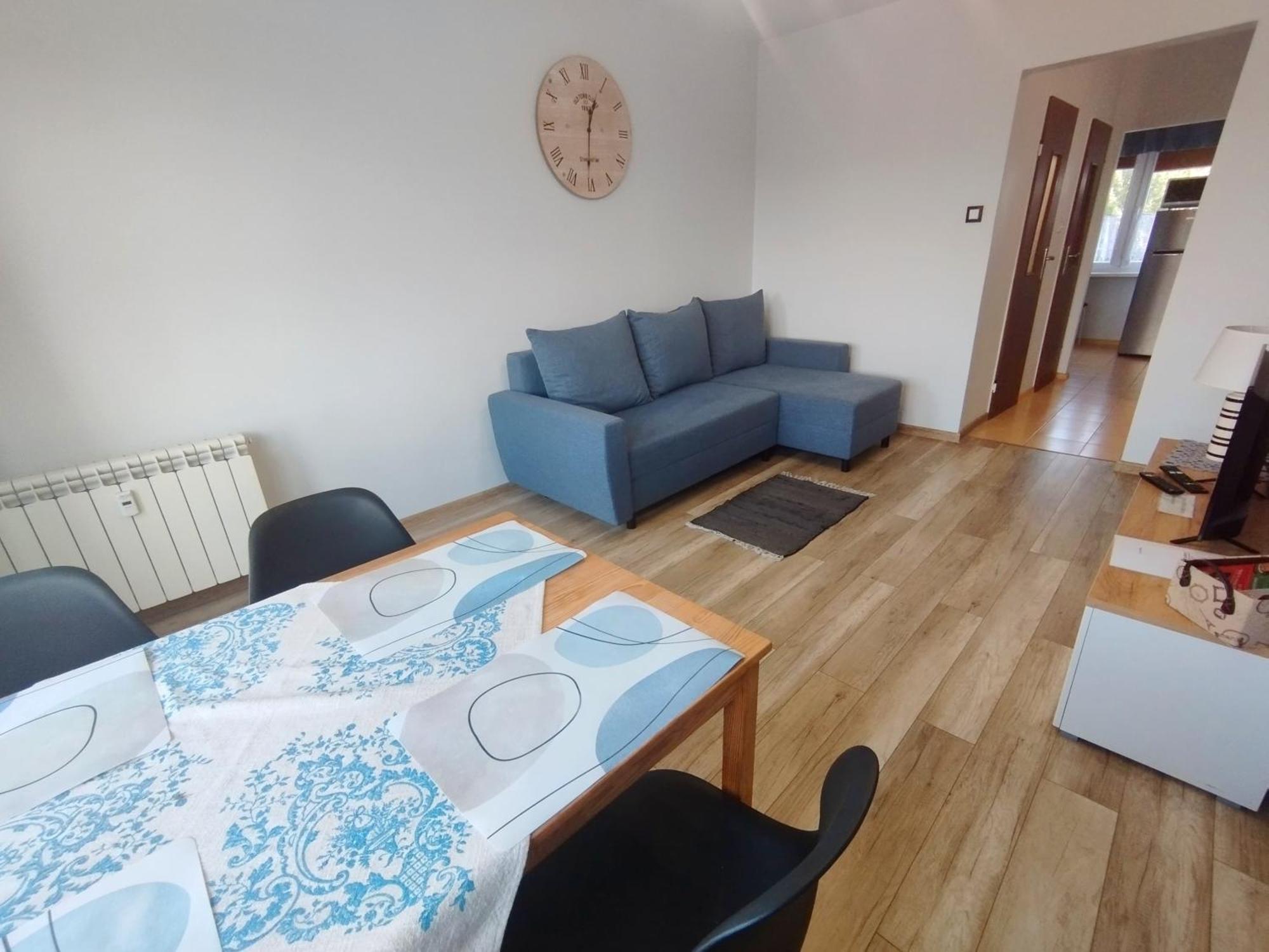 A&b Silver Apartment